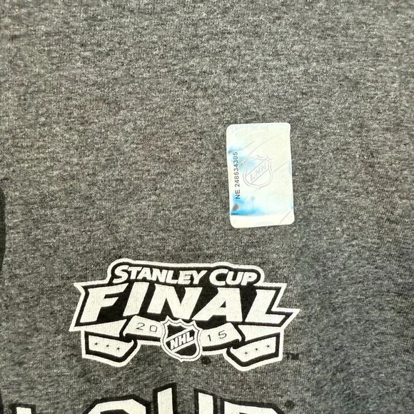 Reebok Stanley Cup Champions T-Shirt - Chicago Blackhawks - 2015 Locker Room - Picture 3 of 3